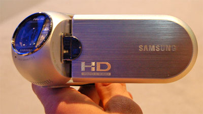 Samsung HMX-R10 trông như tên lửa vũ trụ. Ảnh: Infosyncworld.